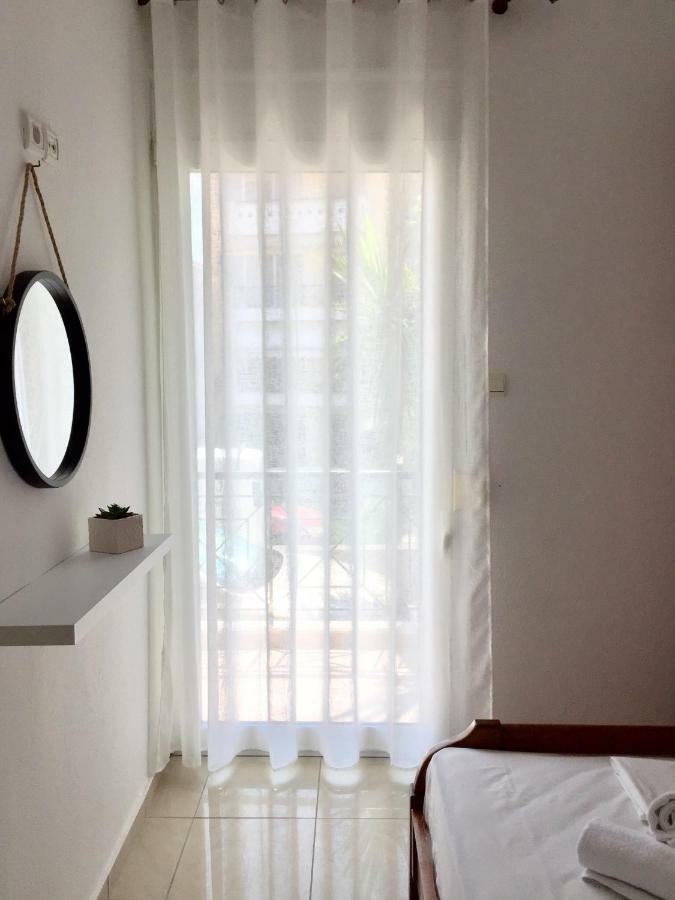 Minimal Apartment Center カヴァラ エクステリア 写真